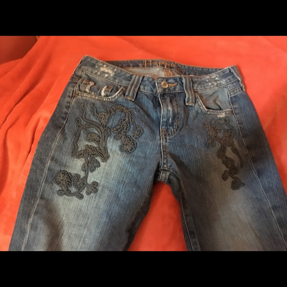Hippie rare jeans. Size 25. Embroidered.